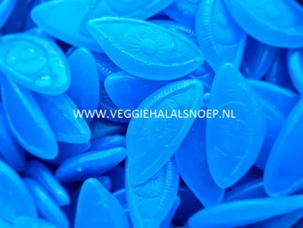 Blauwe snoepjes met een glanzende coating, verpakt in een transparante zak met het label 'Blue Eyes